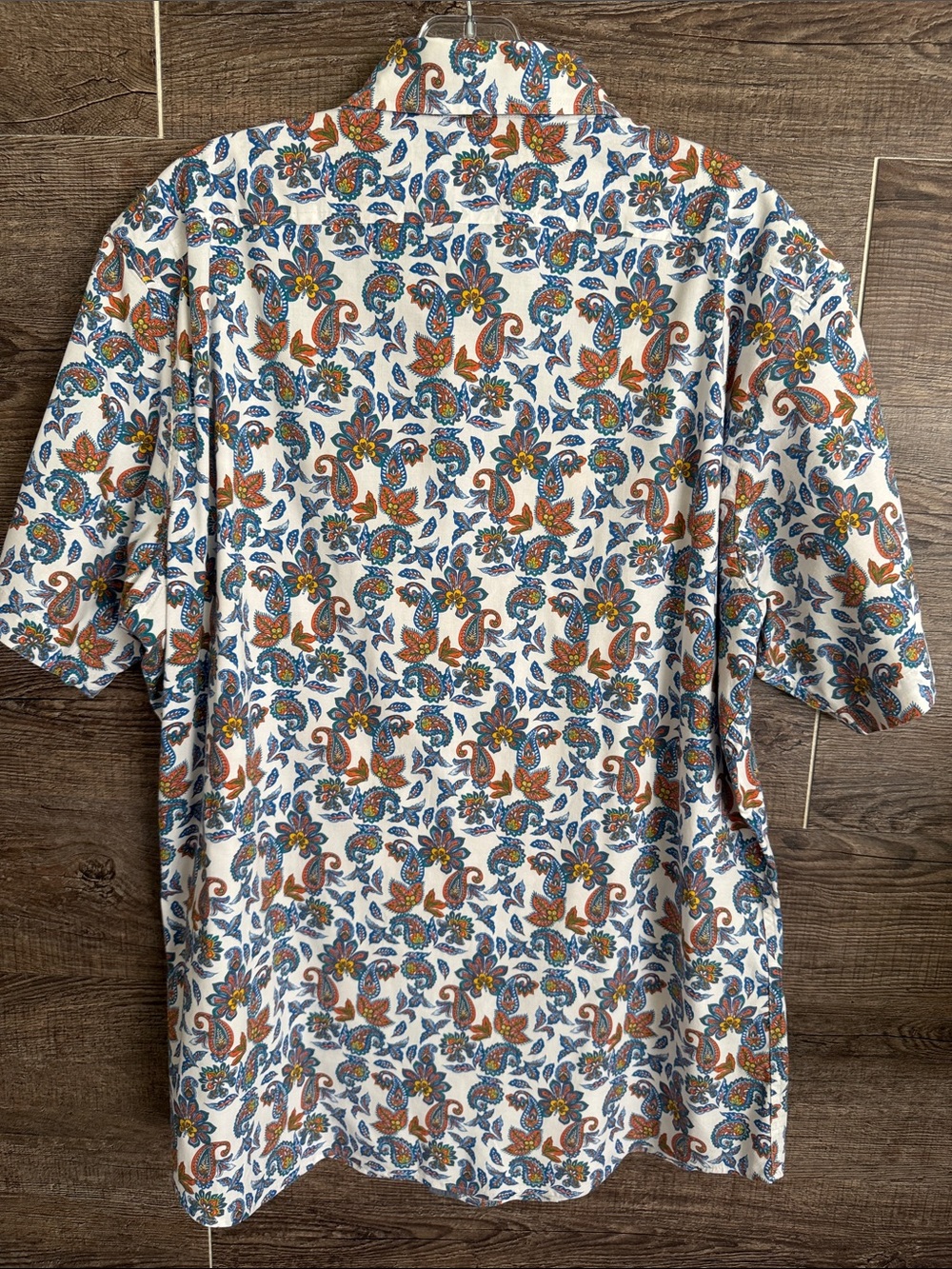 Daniel Cremieux Men's White Paisley Floral Short-Sleeve Button-Up Shirt - Picture 3 of 3